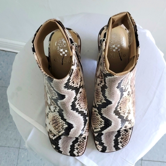 NEW Kensli Sandal VINCE CAMUTO Taupe Size 7, 8, 9 and 10 - Picture 10 of 12